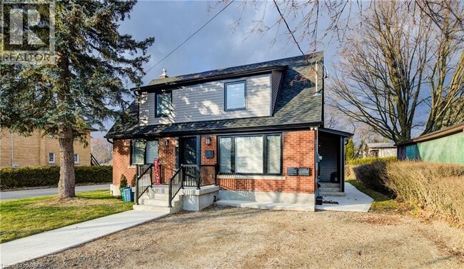 Building Photo - 1100 Union St