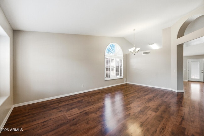 Foto del edificio - 7239 W Morrow Dr