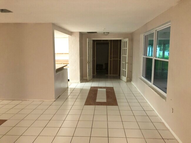 Foto del edificio - 3704 Wiltshire Dr