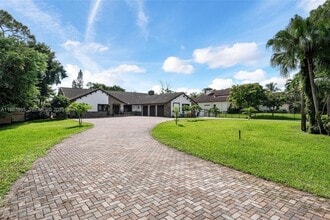 Building Photo - 6252 NW 65th Terrace