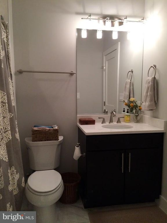 Foto del edificio - 3579 13th St NW