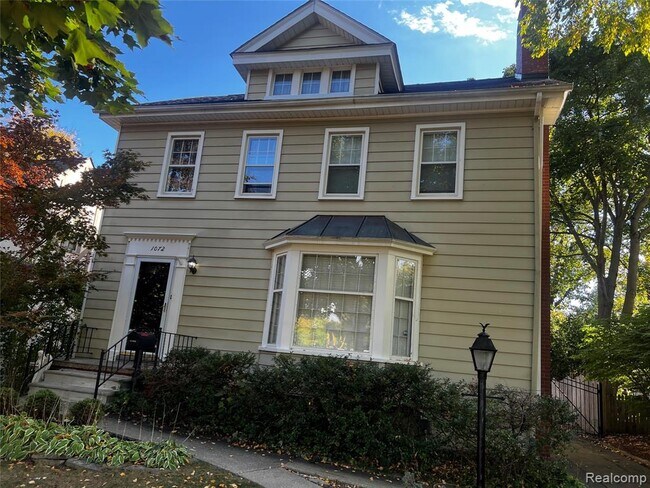 Foto del edificio - 1072 Ridgedale Ave