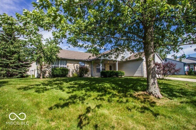 Foto del edificio - 3281 Cherry Lake Ln