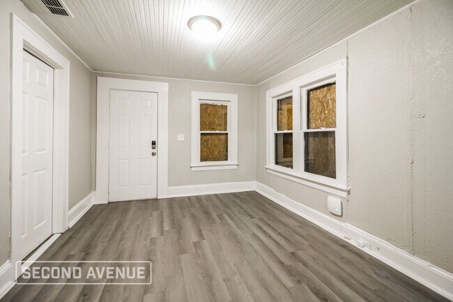 Foto del edificio - 1522 W 22nd St