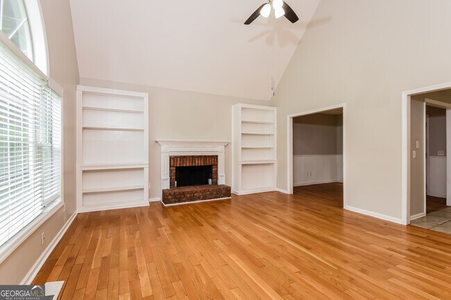 Foto del edificio - 5025 Lucille Ave NW