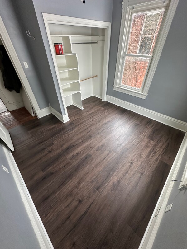 Foto del edificio - 102 S Main St