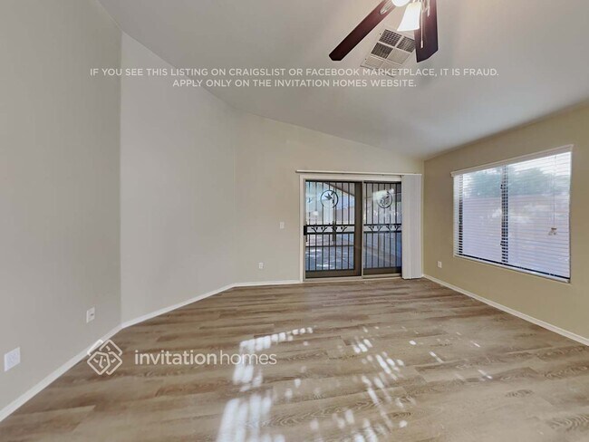 Foto del edificio - 13383 W Watson Ln