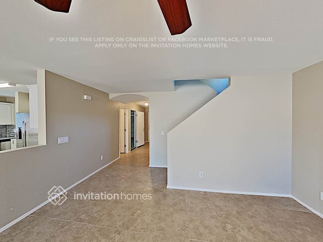 Building Photo - 16008 W Vogel Ave