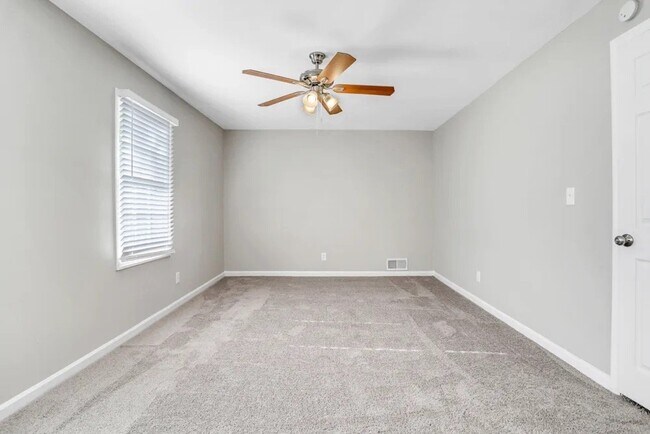Foto del edificio - 10017 Edgebrook Ln