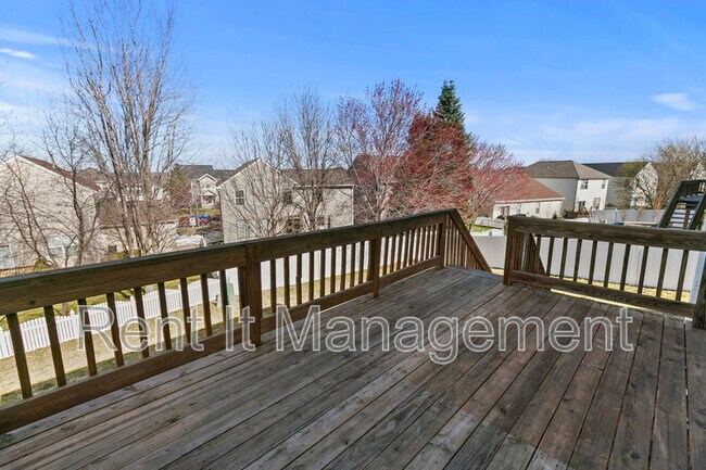 Foto del edificio - 19282 Orchard Ave