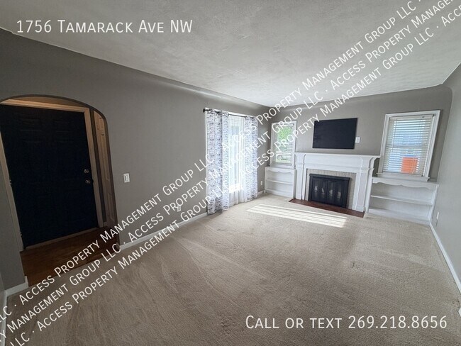 Foto del edificio - 1756 Tamarack Ave NW