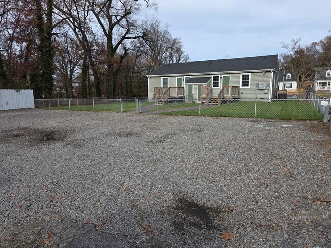 Foto del edificio - 501 E Brookland Park Blvd