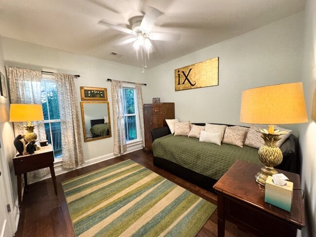 Foto del edificio - 360 Heidels Way