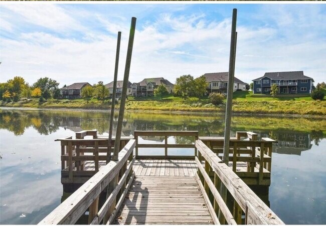 Building Photo - 1409 Riverpointe Rd