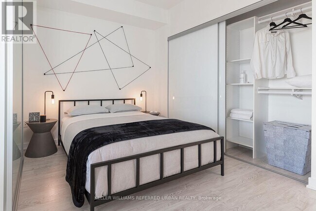 Building Photo - 78 Tecumseth St.