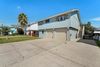 Building Photo - 12 S Sandpiper