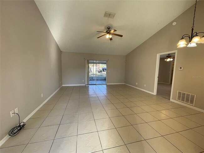 Foto del edificio - 2229 Bridgewood Trail