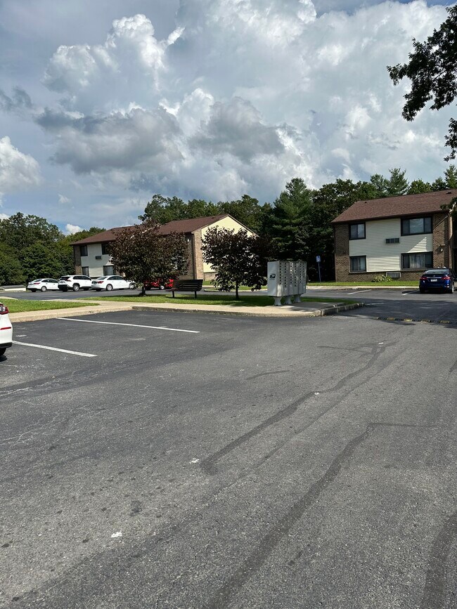 Roberts Village Apartments Apartments in Beaver, WV