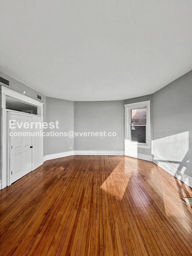 Foto del edificio - 2034 W Grace St