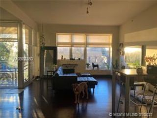 Foto del edificio - 6709 Biscayne Blvd