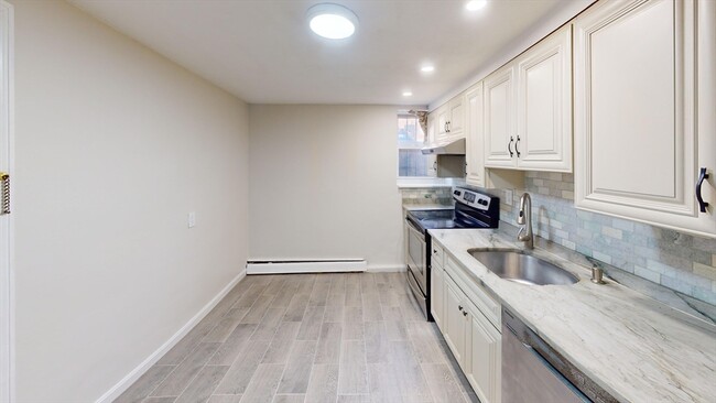 Building Photo - 51 Colborne Rd