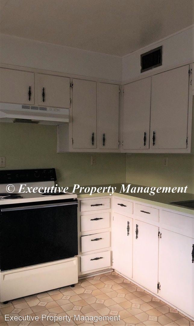 Building Photo - 2 br, 1 bath Apartment - 307 Sunset Lane