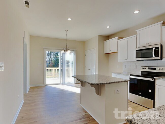 Foto del edificio - 116 Greenhouse St