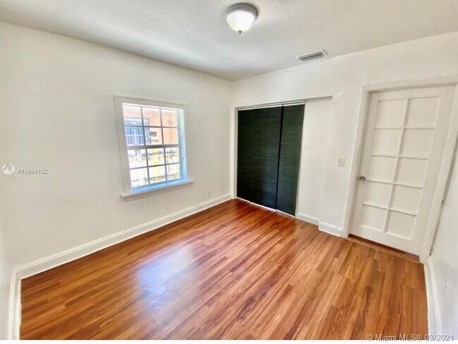 Foto del edificio - 12780 Westview Dr