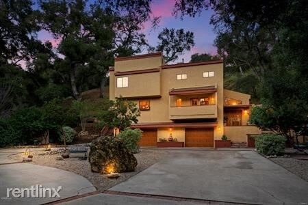 Primary Photo - 5 br, 4 bath House - 833 Malibu Meadows Dr
