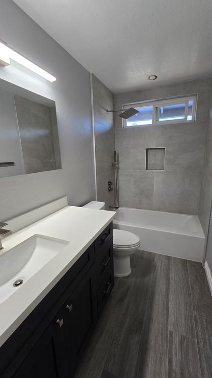Building Photo - 430 Placer Ave