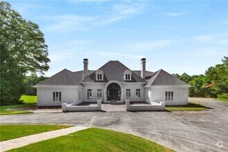 Building Photo - 1000 Grayson Pkwy
