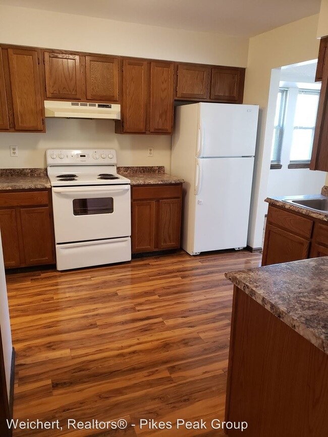 Building Photo - 10635 Green Mountain Falls Grn