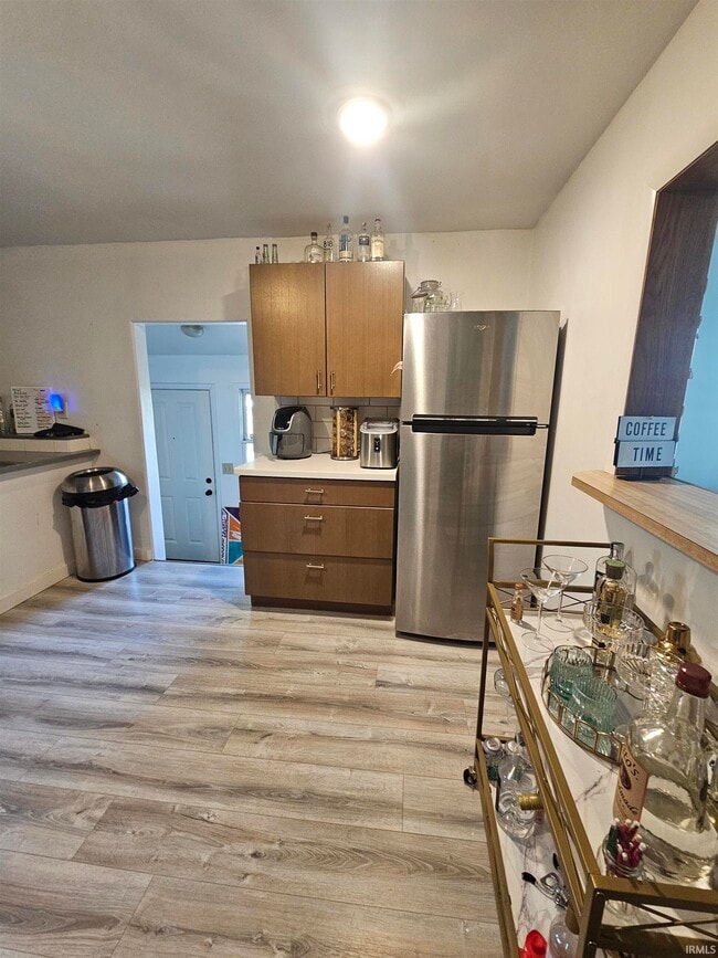 Building Photo - 817 N Park Ave