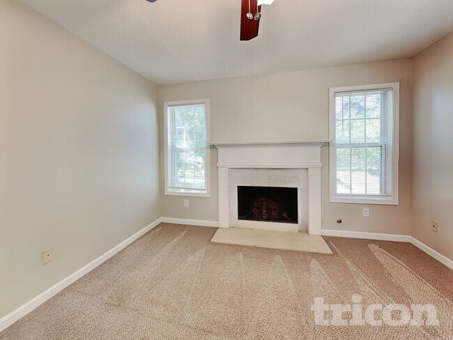Building Photo - 4095 Gracewood Park Dr