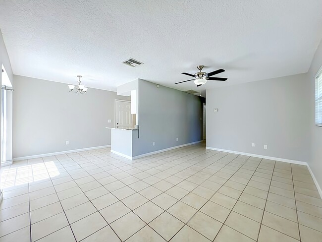 Foto del edificio - 3054 Unkaterri Ln