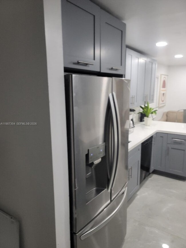 Foto del edificio - 512 NW 96th St