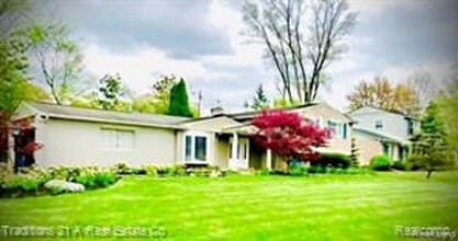 Building Photo - 3730 Eastbourne Dr