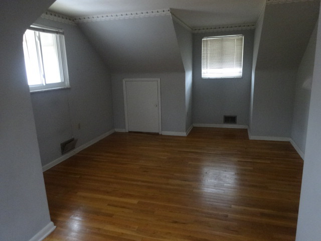 Building Photo - 1139 Grant Ave