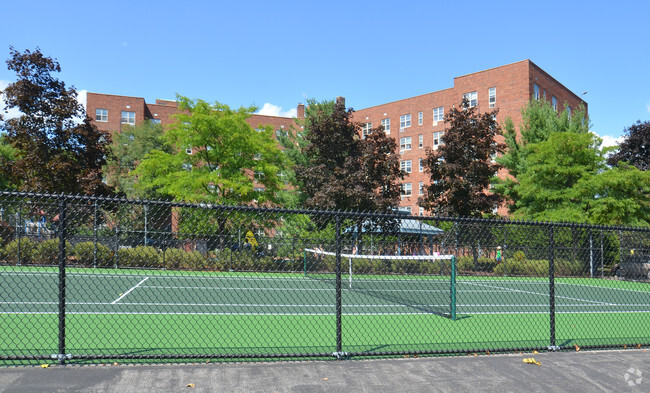 Cancha de tenis - Imperial Gardens