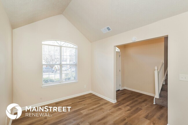 Foto del edificio - 145 W Village Ct