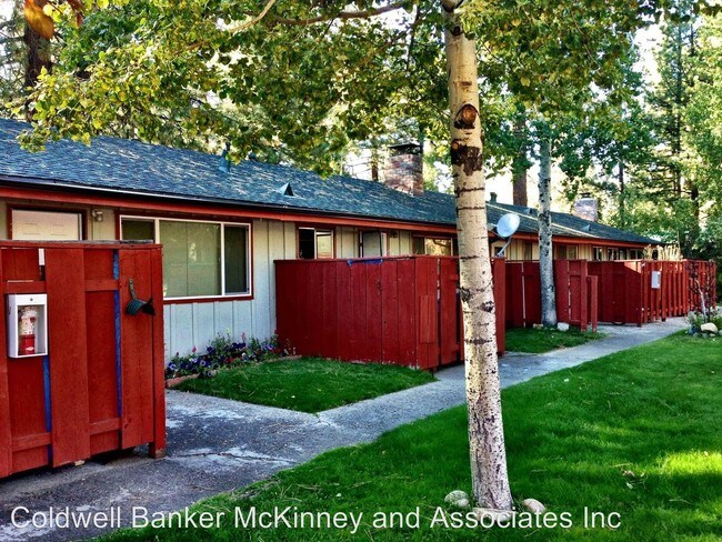 Building Photo - 881 Modesto Ave