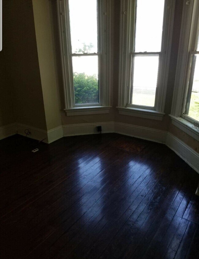 Foto del edificio - 340 S Ohio St