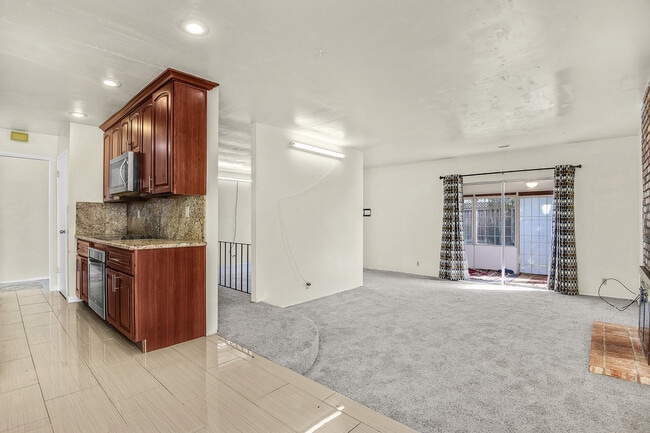 Building Photo - 4822 Gina Way