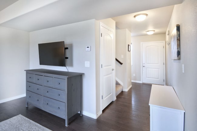 Photo - 6161 Mumford Dr. House