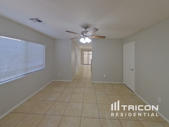 Building Photo - 5341 Tipper Avenue Las Vegas NV