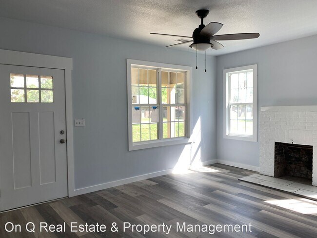 Building Photo - 3 br, 1 bath House - 1721 W. Matthews
