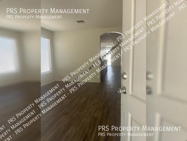 Foto del edificio - Just Listed Gilbert