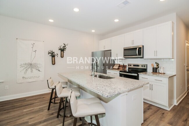 Foto del edificio - 1028 Wildflower Dr