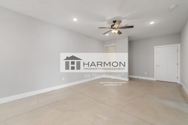 Foto del edificio - 2160 S Thatcher Ct