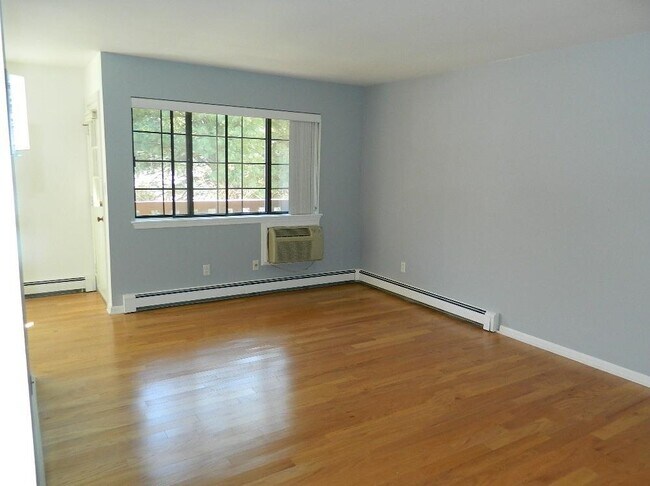 Foto del edificio - 119 Foxwood Cir